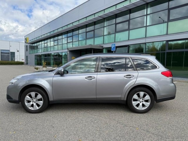 Subaru Outback 2,5   i MANUAL 4x4 Původ ČR