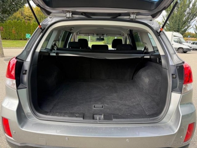 Subaru Outback 2,5   i MANUAL 4x4 Původ ČR