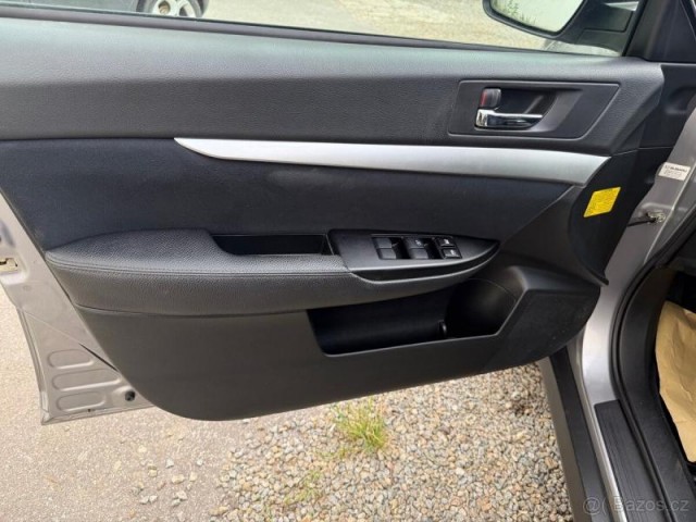 Subaru Outback 2,5   i MANUAL 4x4 Původ ČR