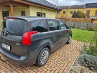 Peugeot 5008 HDI, 7 míst, panar.okno