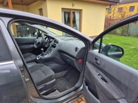 Peugeot 5008 HDI, 7 míst, panar.okno