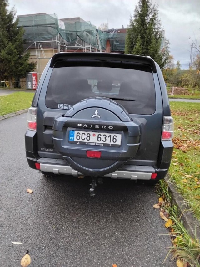 Mitsubishi Pajero 