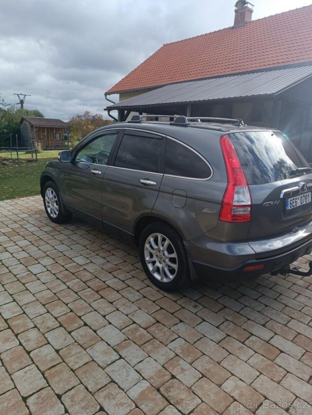 Honda CR-V 2,2   110kw