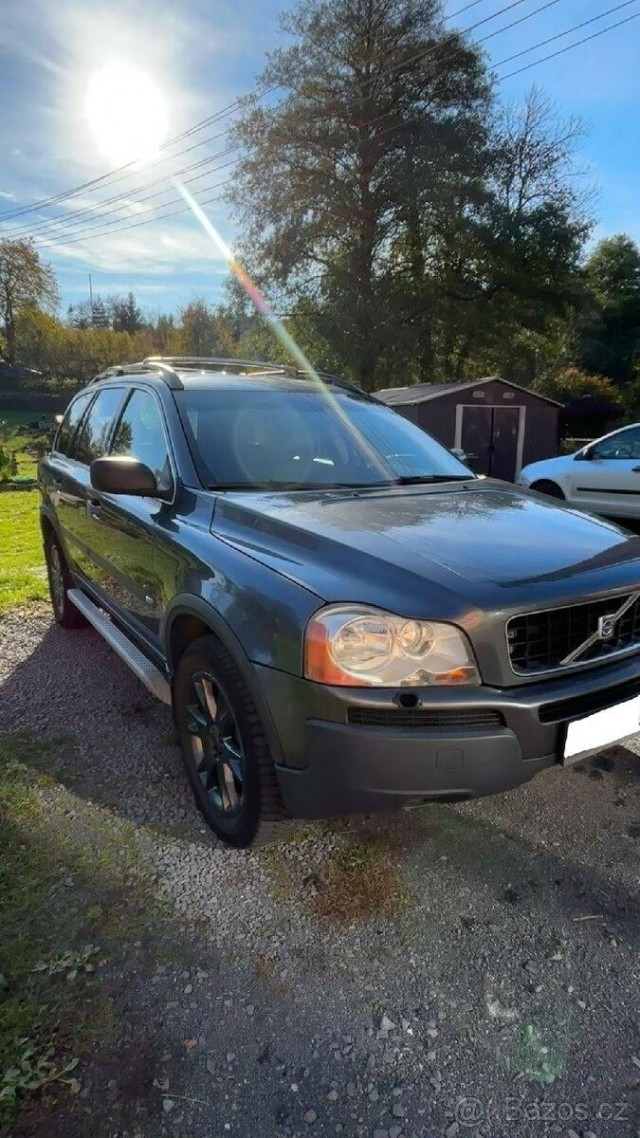 Volvo XC90 2,4   D5 136 KW automat
