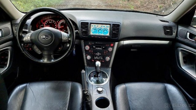 Subaru Outback 3,0   H6 SI-Drive 180kw