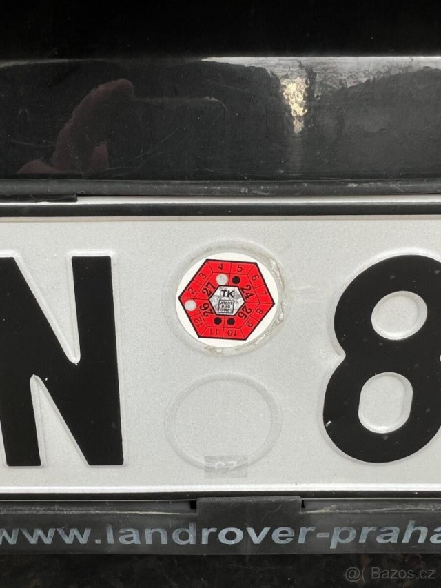 Land Rover Discovery 4