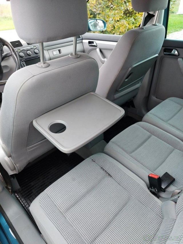 Volkswagen Tiguan 2,0   Sedmimístný +Tažné zaříz