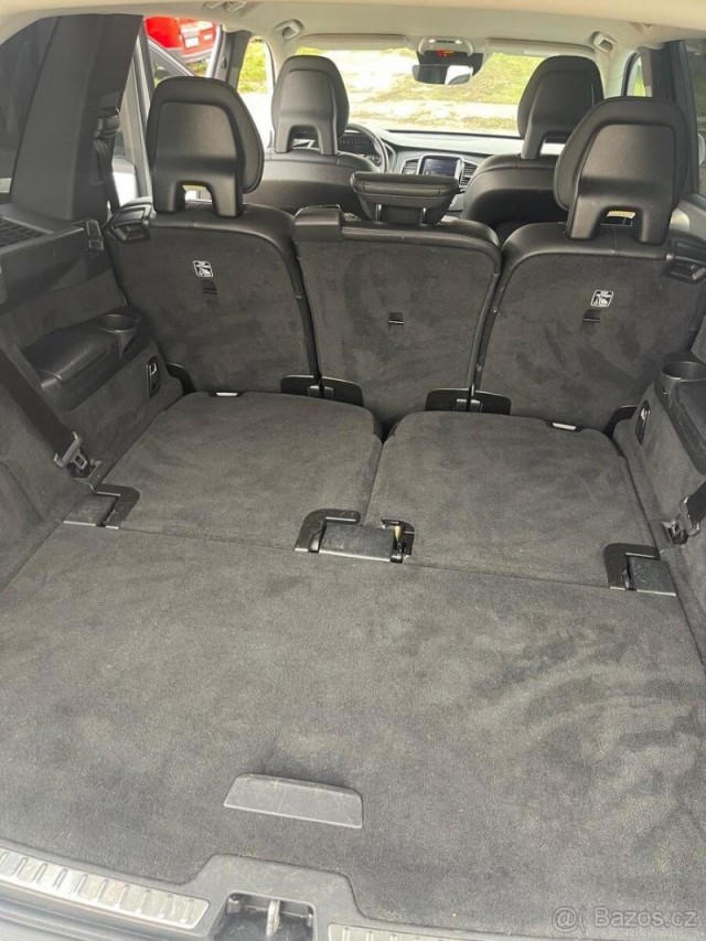 Volvo XC90 2,0   7 MÍSTNÉ, ODPOČET DPH