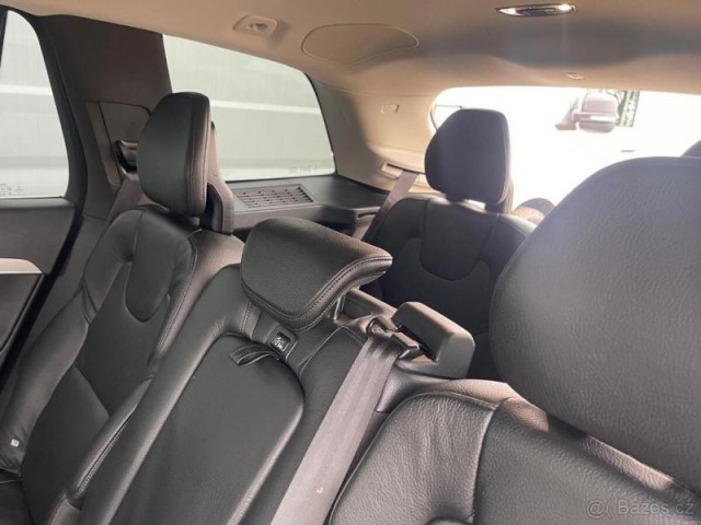 Volvo XC90 2,0   7 MÍSTNÉ, ODPOČET DPH