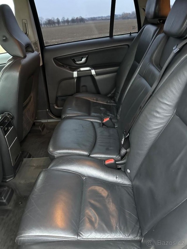 Volvo XC90 2,4