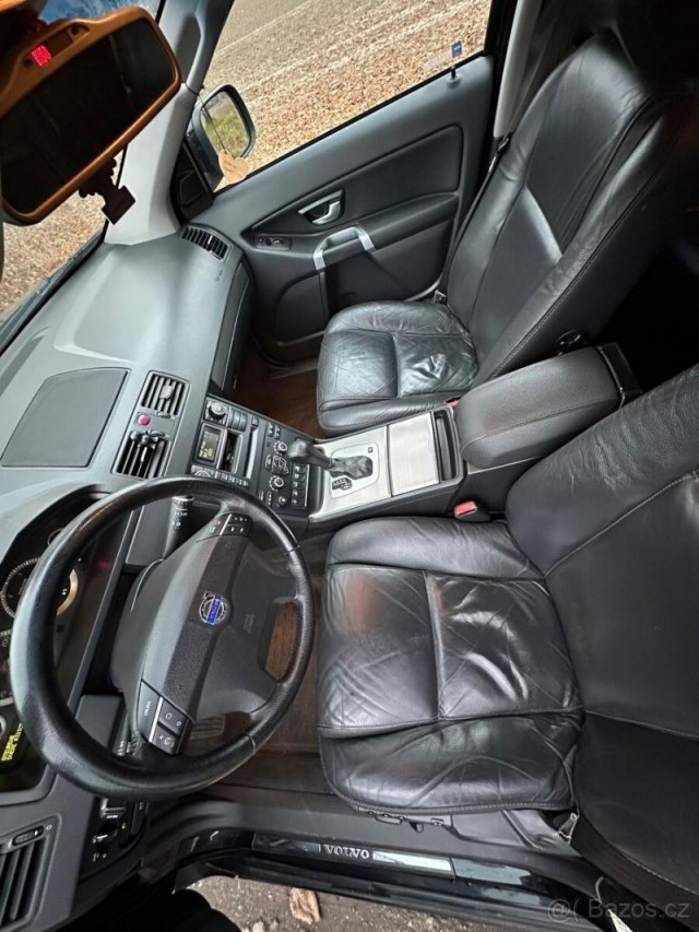 Volvo XC90 2,4