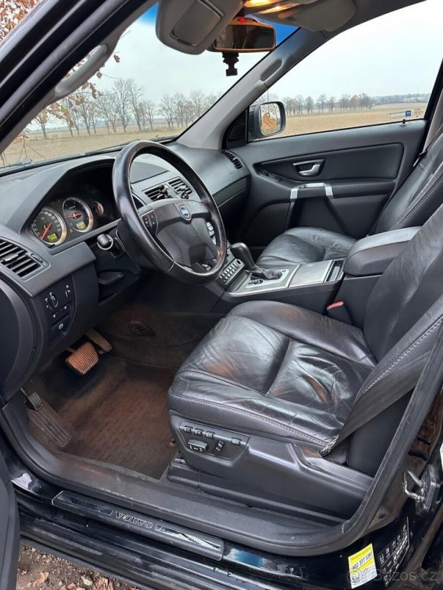Volvo XC90 2,4