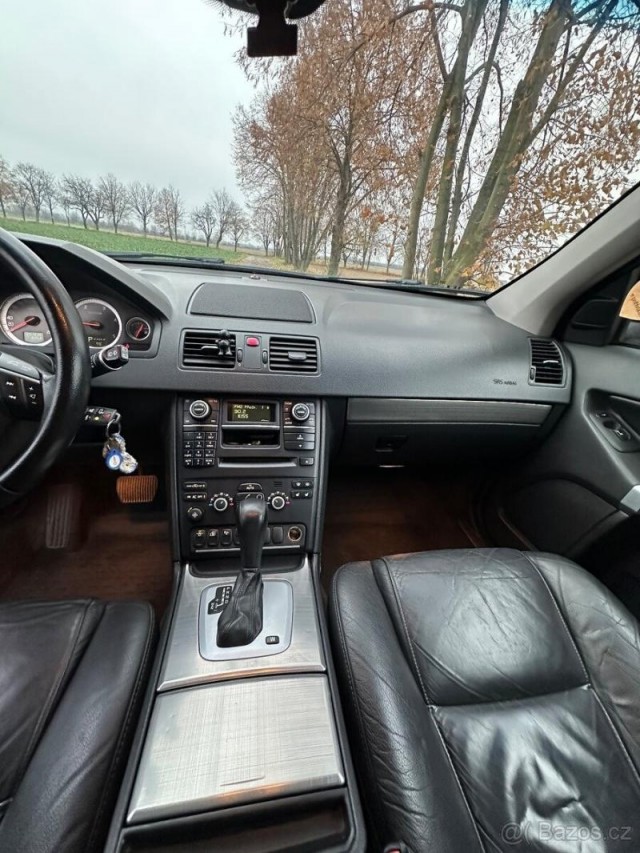 Volvo XC90 2,4