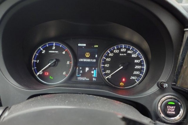 Mitsubishi Outlander 2,3   DI-D, 4x4, 2017, automat