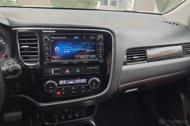 Mitsubishi Outlander 2,3   DI-D, 4x4, 2017, automat