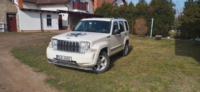 Jeep Cherokee 2,8   KK