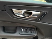 Volvo XC60 B4 D PLUS DARK