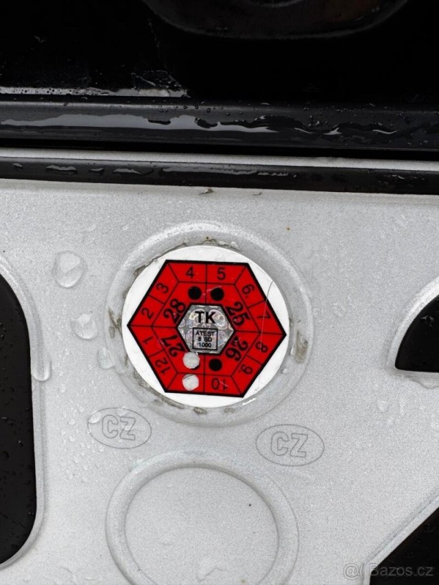 Jeep Grand Cherokee 3,0   OVERLAND, DPH,