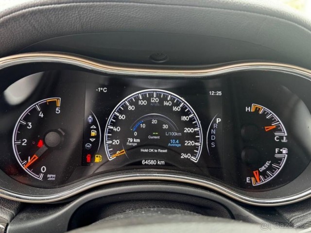 Jeep Grand Cherokee 3,0   OVERLAND, DPH,