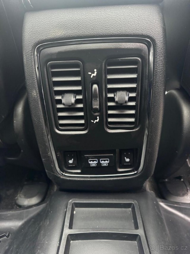 Jeep Grand Cherokee 3,0   OVERLAND, DPH,