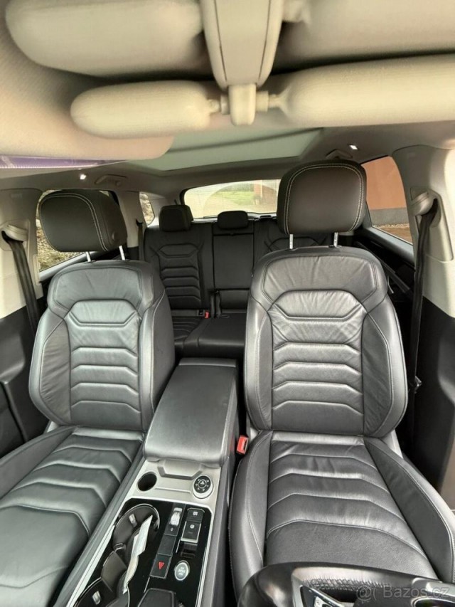 Volkswagen Touareg 2019, 210 kW