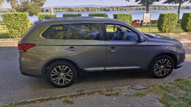 Mitsubishi Outlander 2,3   4x4