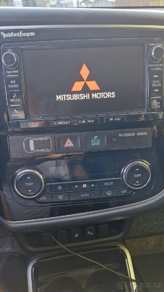 Mitsubishi Outlander 2,3   4x4