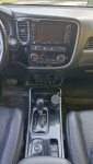 Mitsubishi Outlander 2,3   4x4