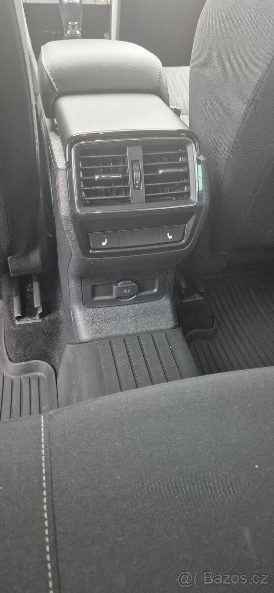 Škoda Karoq 1,5   110kw 62.tis najeto koup