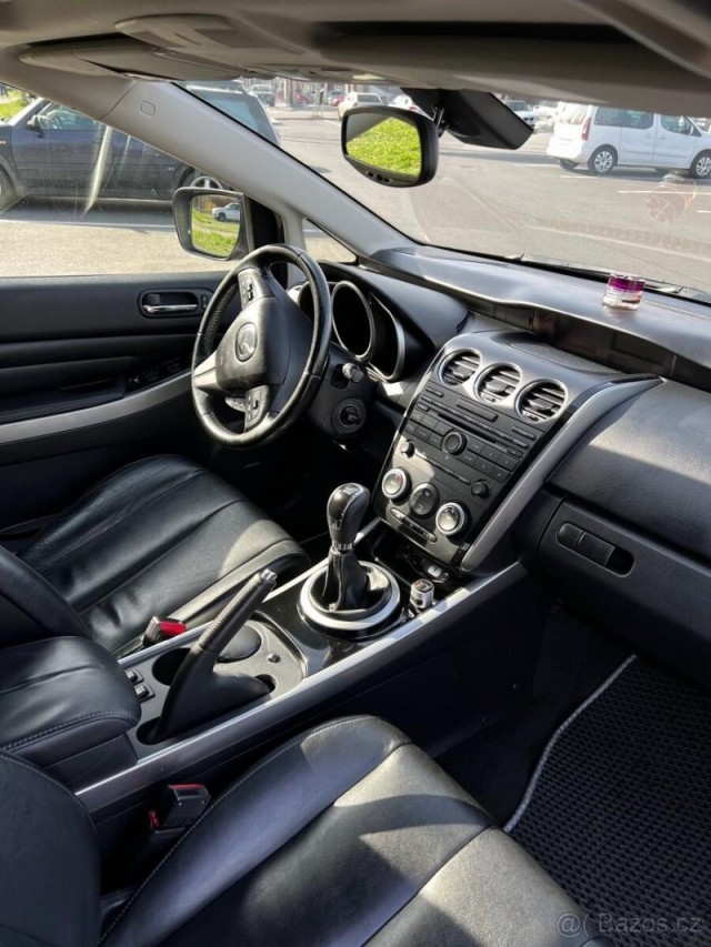 Mazda CX-7 2,2   2011.11