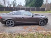 Audi Q5 2,0   2 l benzin