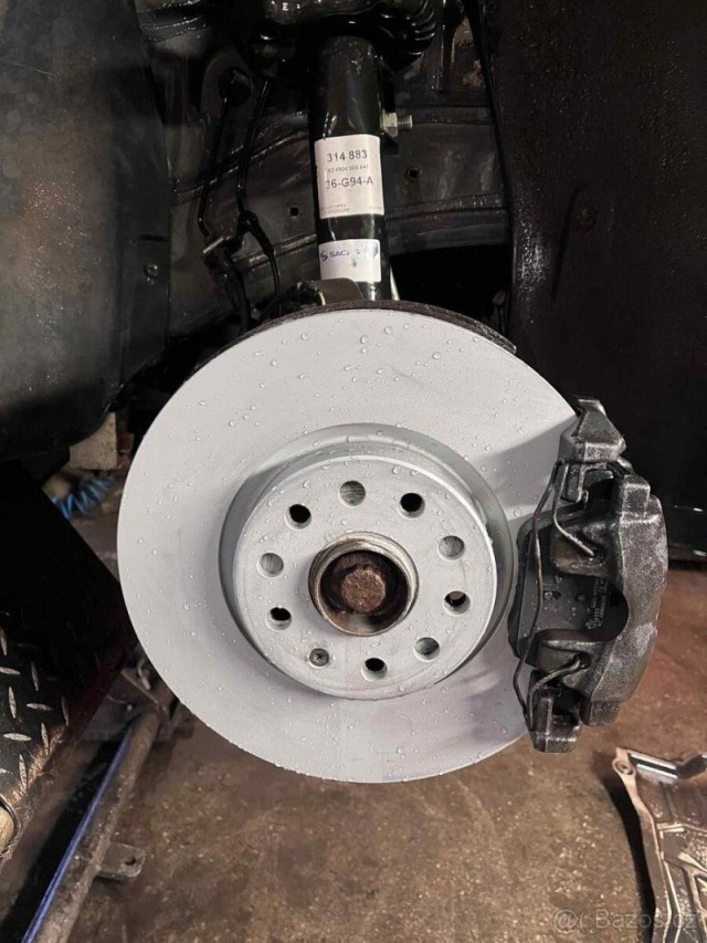 Volkswagen Tiguan 2,0   tdi 103kw dsg 7 s 4x4 20