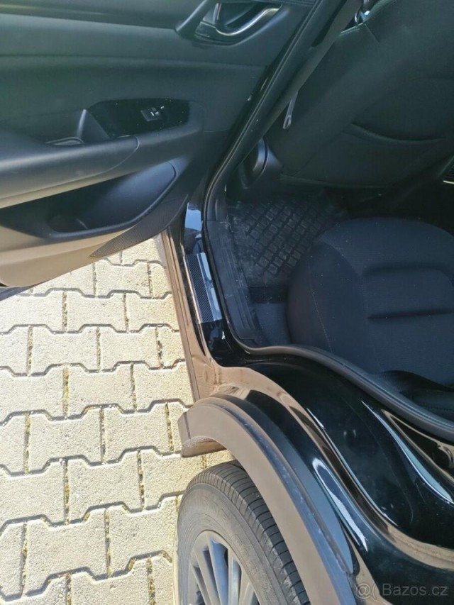 Mazda CX-5 2,2   nafta 110 kw