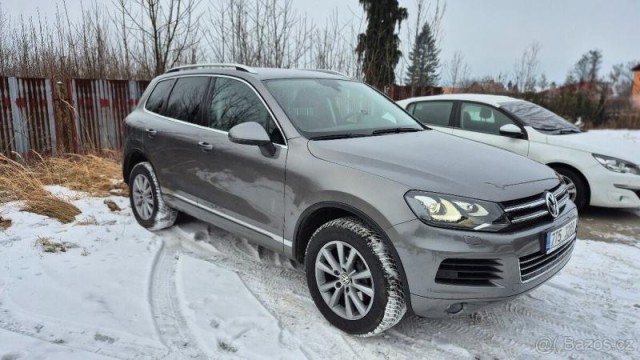 Volkswagen Touareg 3,0   TDI, 4x4, 180 kW, první 