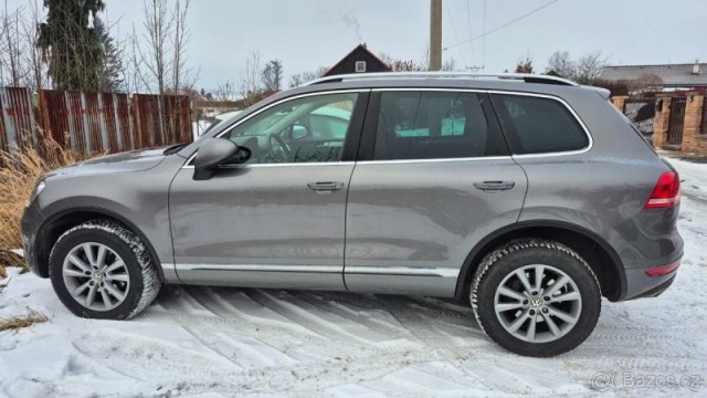 Volkswagen Touareg 3,0   TDI, 4x4, 180 kW, první 