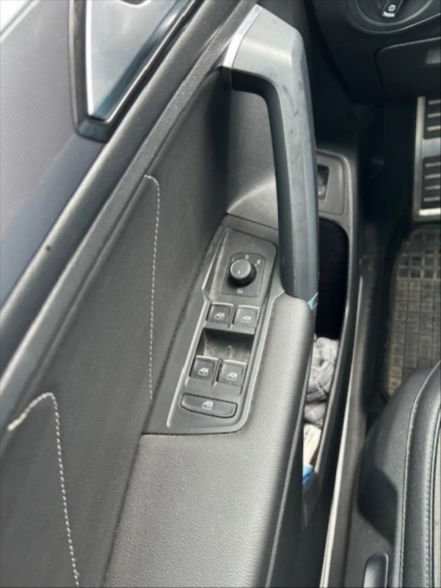 Volkswagen Tiguan 2,0   AllSpace R-line TDI