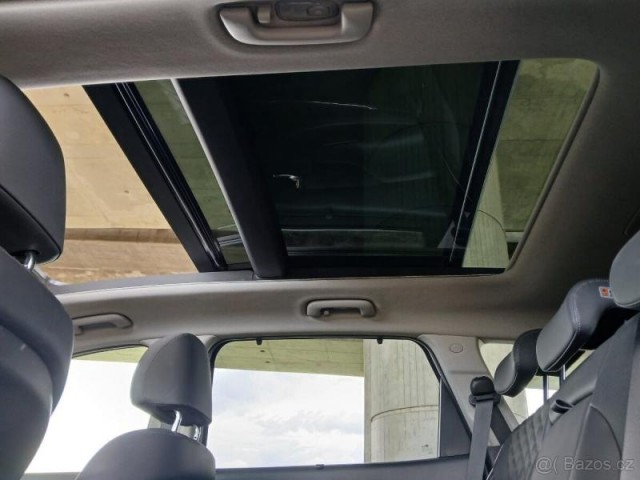 Hyundai Santa Fe 2,2   Plná výbava, DPH