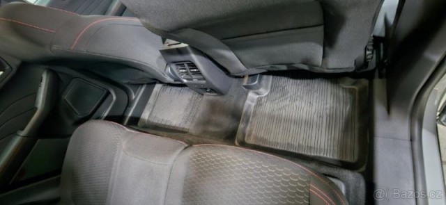 Ford Kuga ST Line 137kW,naj. 21.800km