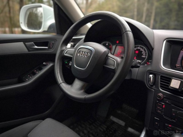 Audi Q5 2,0   tdi Quattro DPH