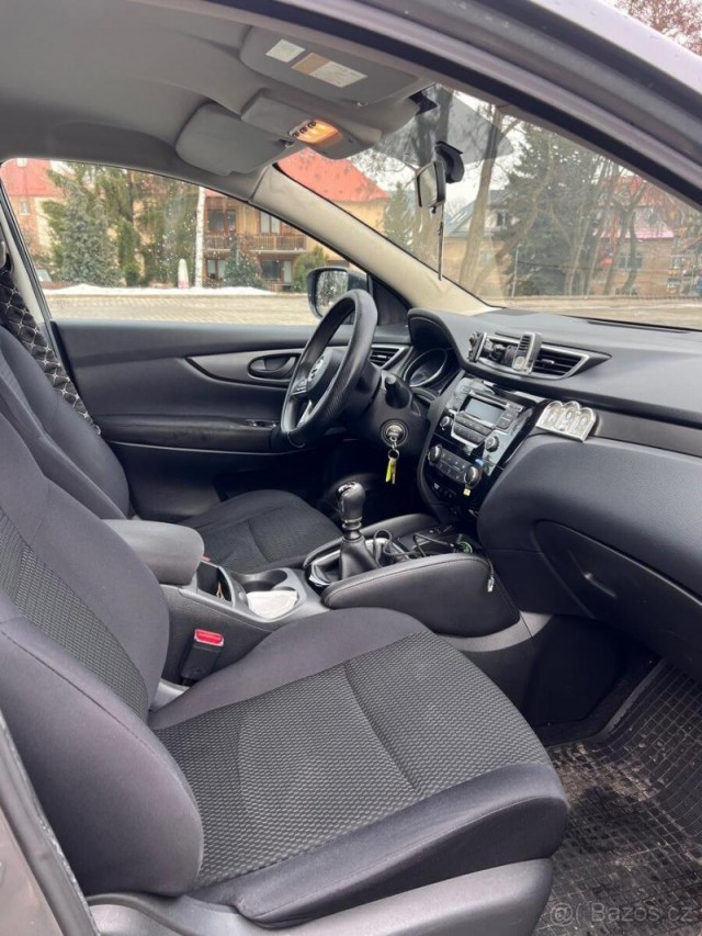Nissan Qashqai 1,2