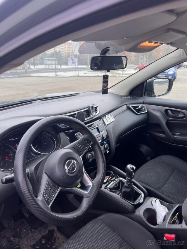 Nissan Qashqai 1,2