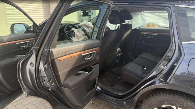 Honda CR-V 1,5   VTEC | 110t. km | NOSNÍK