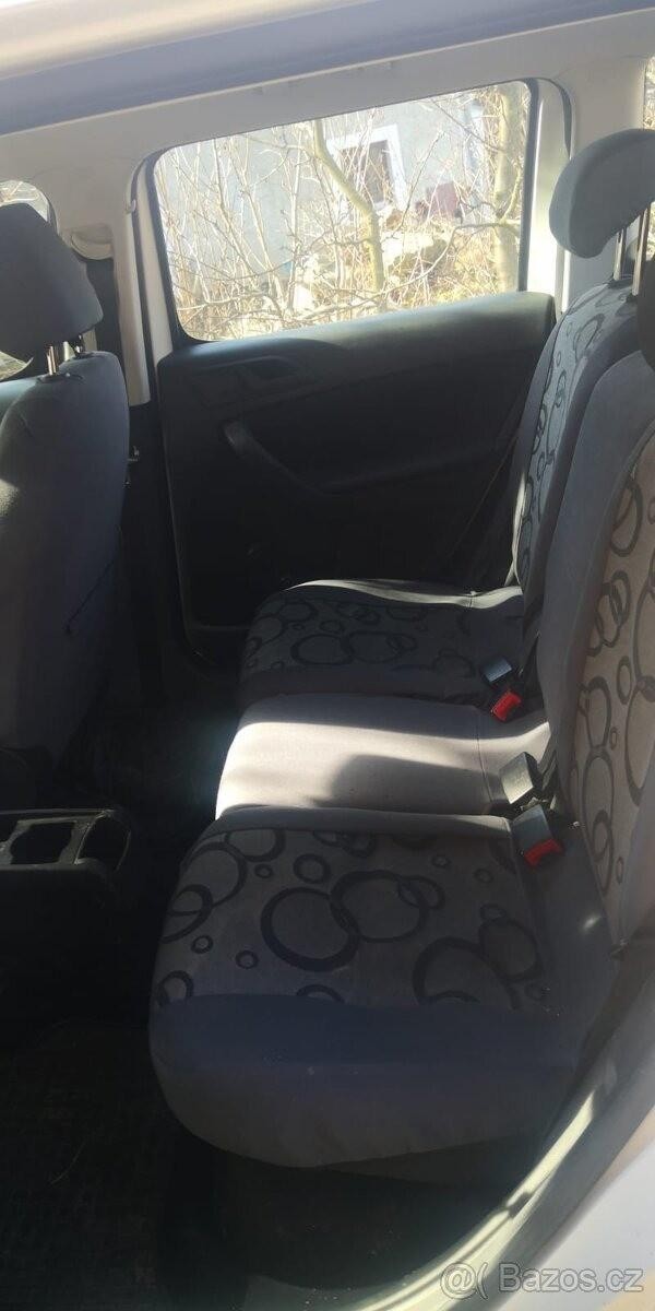 Škoda Yeti 1,8   benzin 2009, 4x4