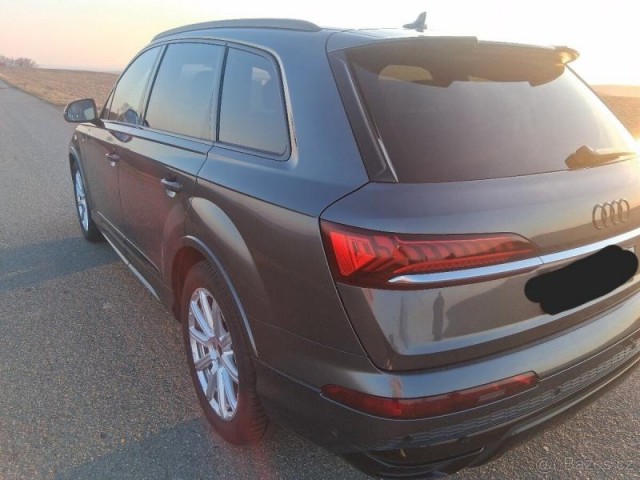 Audi Q7 3,0   tdi 210 kW s-line