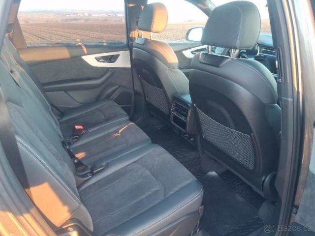 Audi Q7 3,0   tdi 210 kW s-line