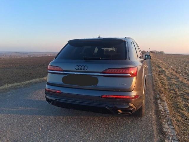 Audi Q7 3,0   tdi 210 kW s-line