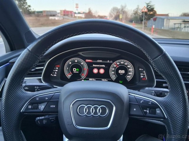 Audi Q7 3,0   tdi 210 kW s-line