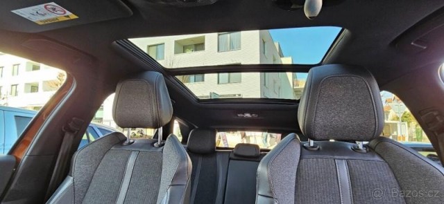 Peugeot 3008 1,6   133kW benzín, automat