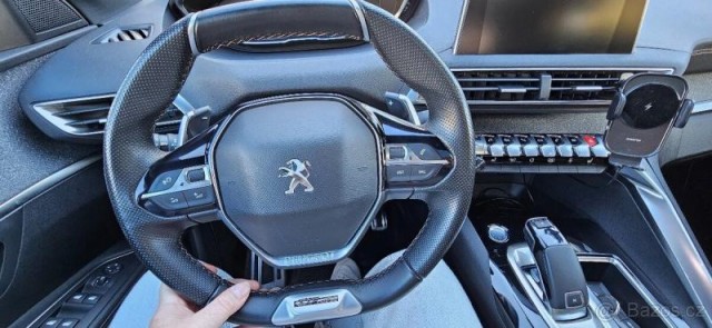 Peugeot 3008 1,6   133kW benzín, automat