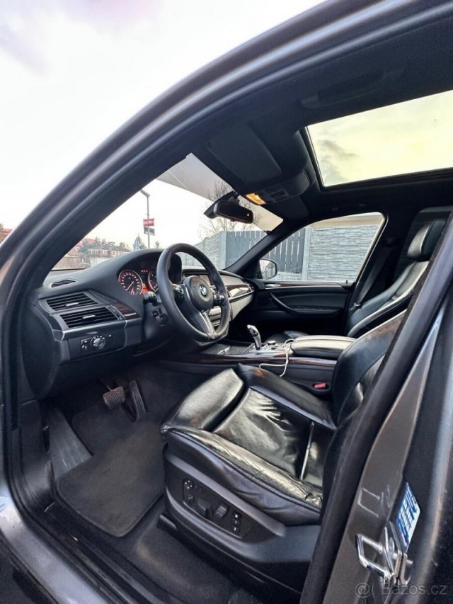 BMW X5 e70